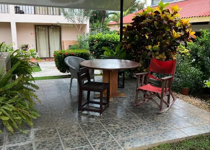 Oasis By The Palms